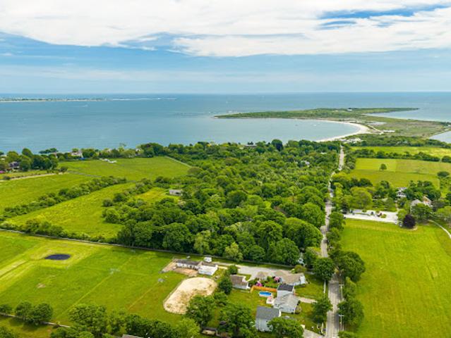 House for sale in Middletown, Rhode Island
