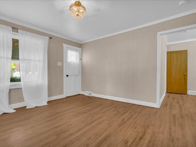 House for sale in Royal Oak