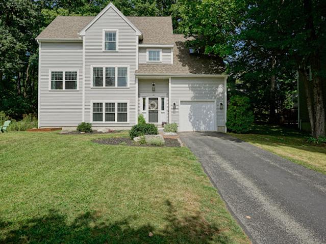 House for sale in Stratham, Rockingham County