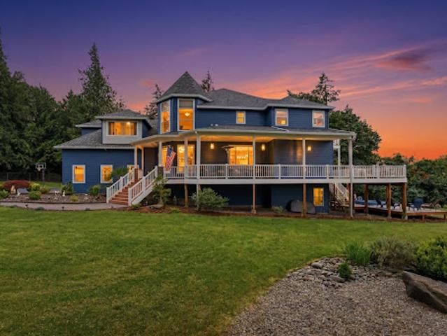 House for sale in Ridgefield, Washington