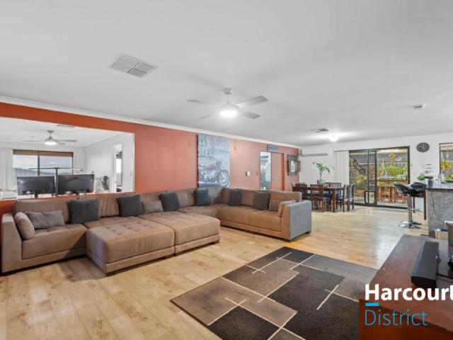 House for sale in Aveley, City of Swan