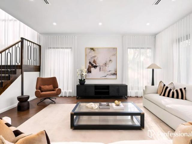 House for sale in Kerrimuir, Melbourne