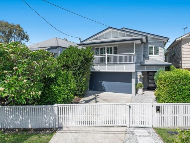 House for sale in Camp Hill, Greater Brisbane