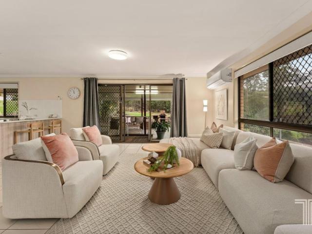 House for sale in Carindale, Greater Brisbane