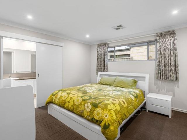 House for sale in Caversham, City of Swan