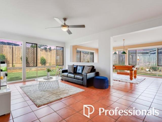House for sale in Dakabin, Greater Brisbane