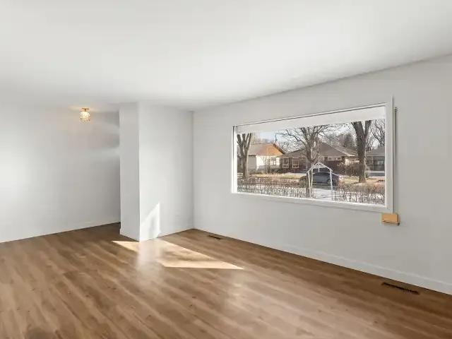 House for rent in Wedgewood, Alberta