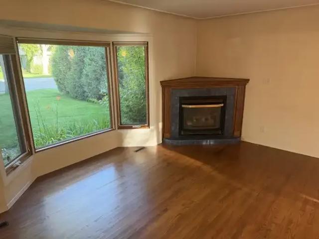 House for rent in Wedgewood, Alberta