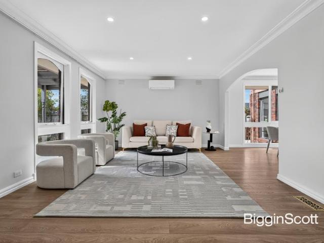 House for sale in Glen Waverley, Melbourne