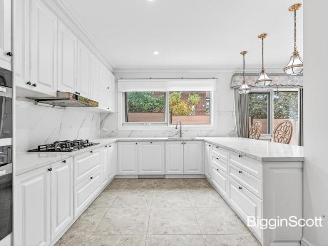 House for sale in Glen Waverley, Melbourne