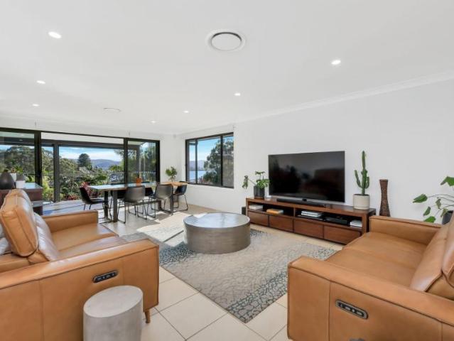House for sale in Green Point, Gosford