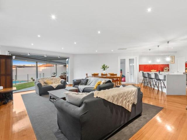 House for sale in Grovedale, Geelong