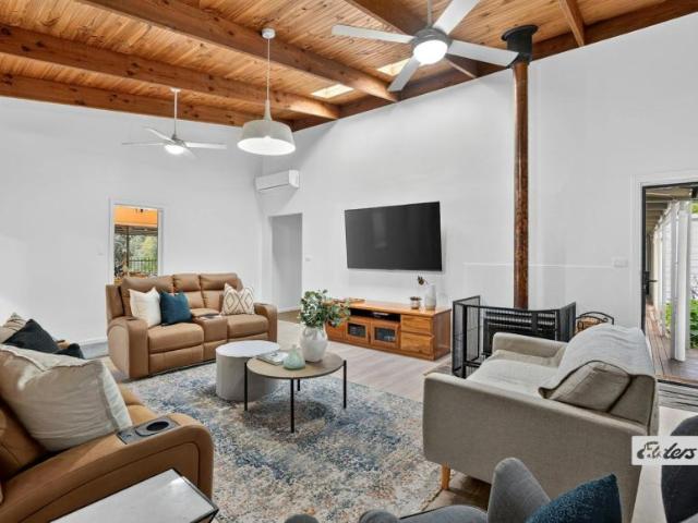 House for sale in Kergunyah, Shire of Indigo