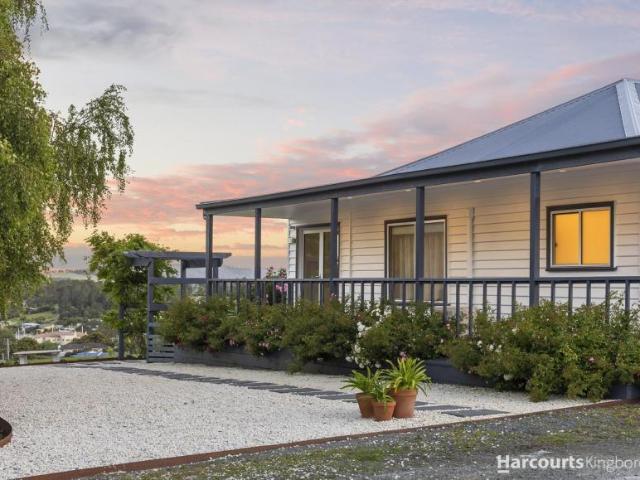 House for sale in Kettering, Kingborough