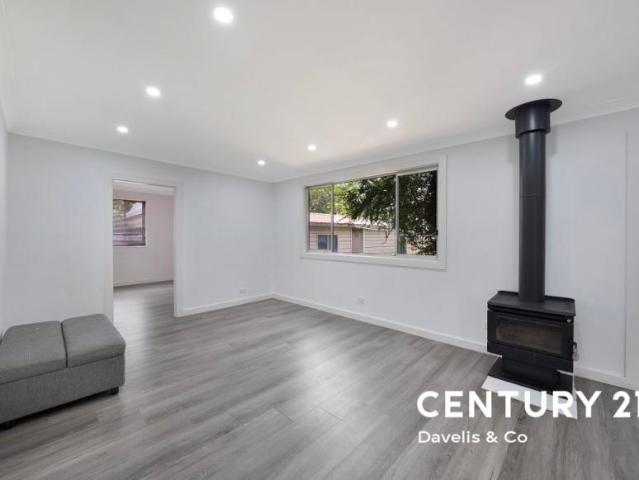 House for sale in Lethbridge, Victoria