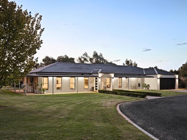 House for sale in Mandurang, Sedgwick