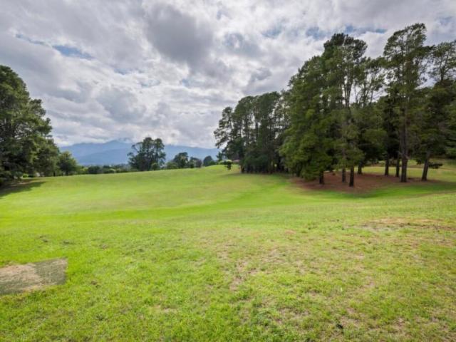 House for sale in Victoria