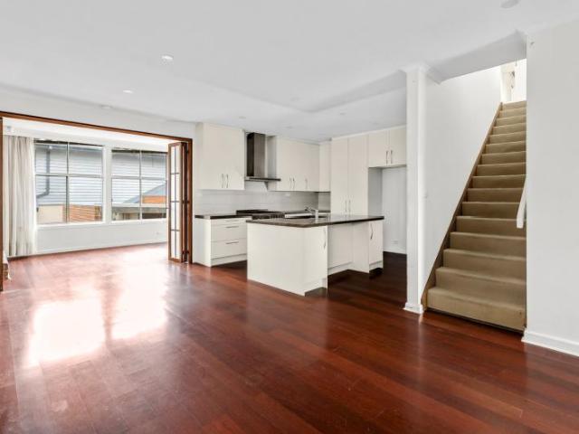 House for sale in Mount Waverley, Melbourne