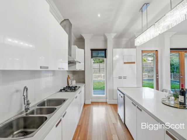 House for sale in Mount Waverley, Melbourne