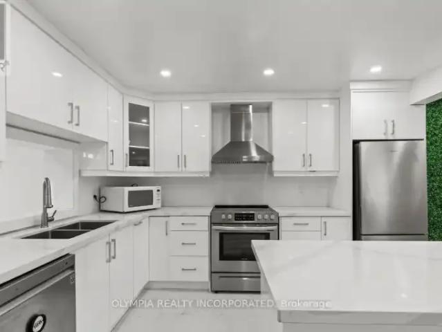 House for rent in Niagara Falls, Golden Horseshoe