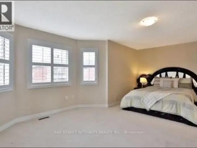 House for rent in Oakville, Ontario