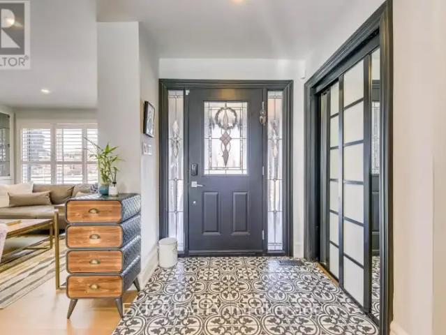 House for rent in Oakville, Ontario