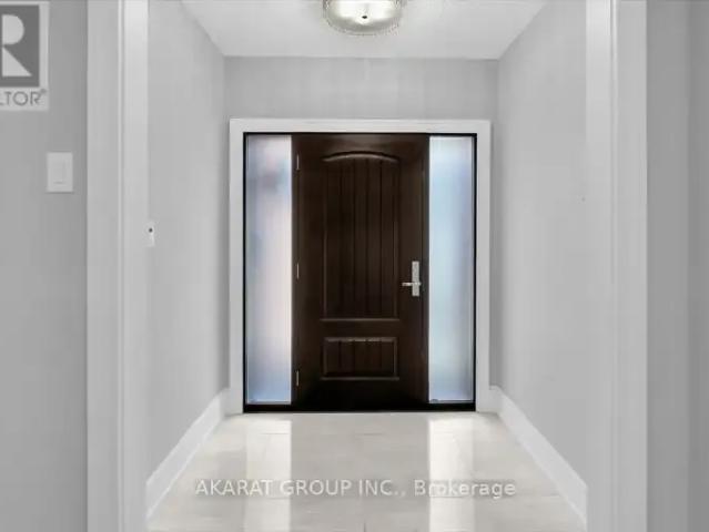 House for rent in Oakville, Ontario