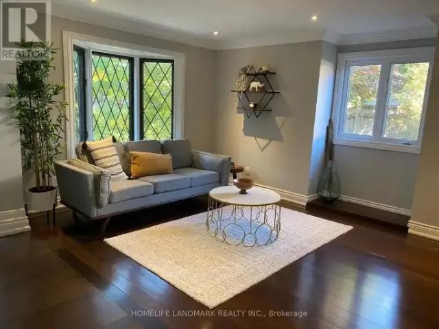 House for rent in Oakville, Ontario