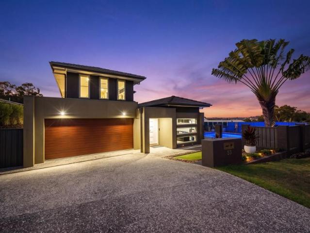House for sale in Pacific Pines, Gold Coast City