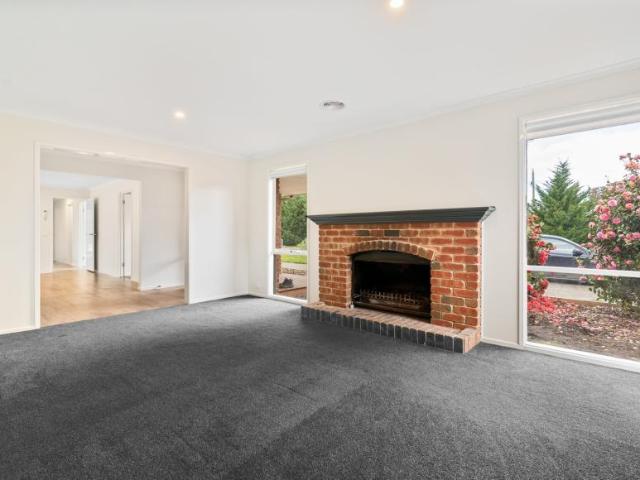 House for rent in Riddells Creek, Victoria