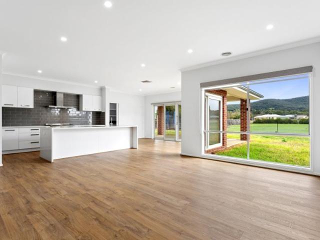 House for rent in Riddells Creek, Victoria