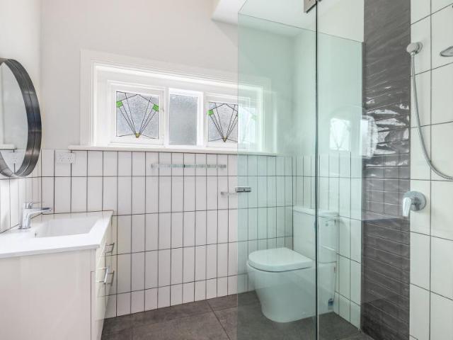 House for sale in Rippleside, Geelong