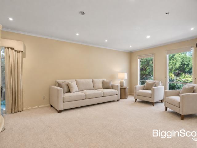 House for sale in Roxburgh Park, Melbourne