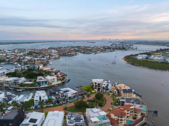 House for sale in The Sovereign Islands, Gold Coast City