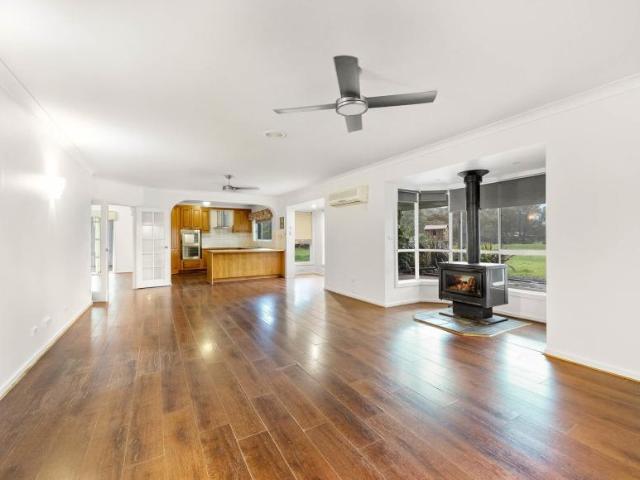 House for sale in Sunbury, Melbourne