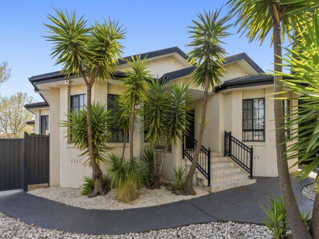 House for rent in Taylors Lakes, Melbourne