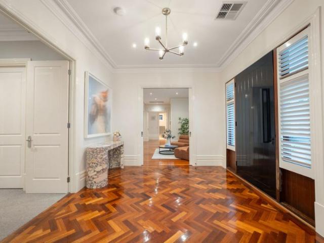 House for sale in Riverbend, Melbourne