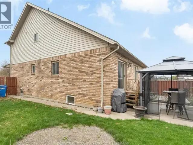 House for rent in Ontario