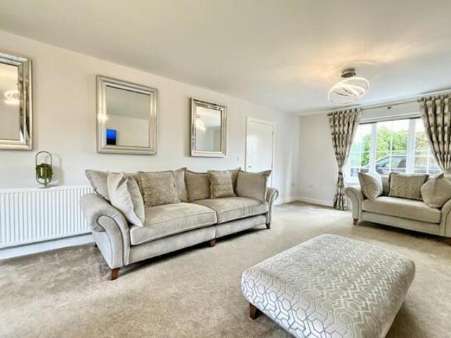 House for sale in Aston cum Aughton, Aston