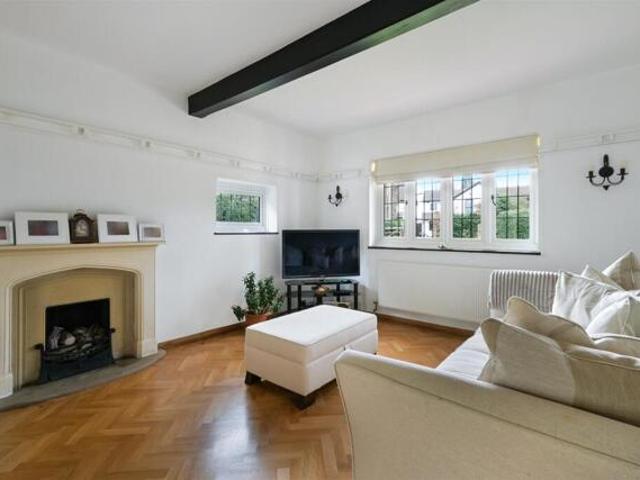 House for sale in Red Hill, Surrey