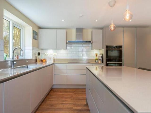House for sale in Beaconsfield, Penn Bottom