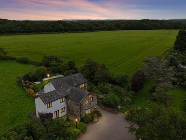 House for sale in Bebington, Storeton