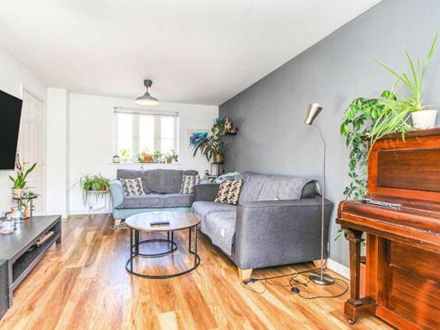 House for sale in Woodlands Park, Bedford