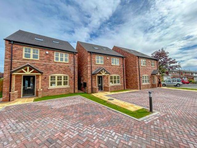 House for sale in Mount Nod, West Midlands