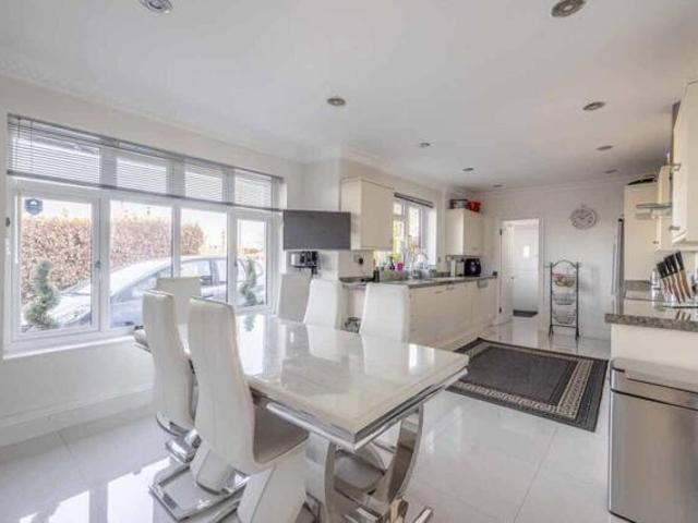 House for sale in Datchet