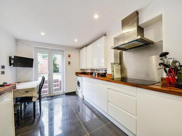 House for sale in East Greenwich, Greater London