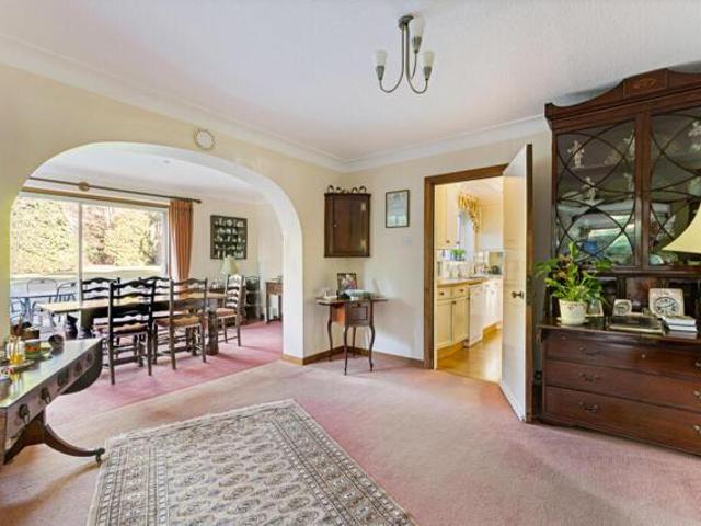 House for sale in Hatching Green, Five Acres