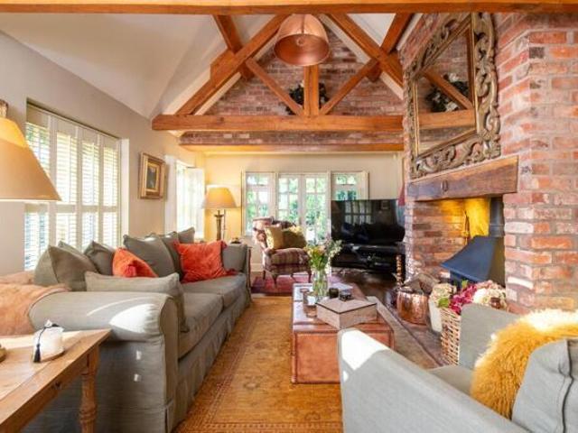 House for sale in Kenilworth, Green Close