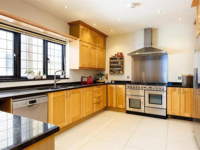 House for sale in Greater London