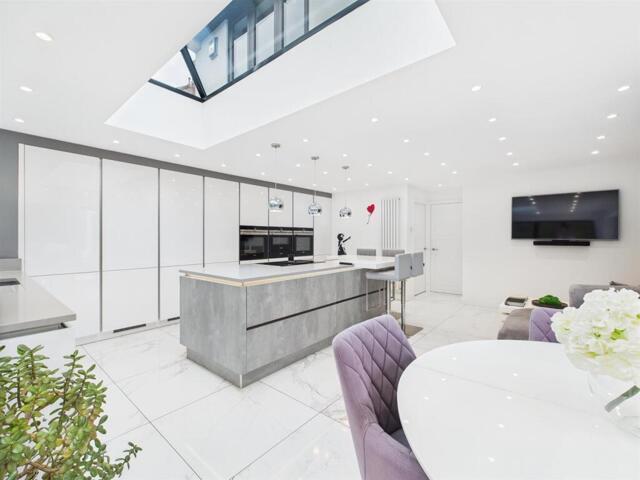 House for sale in Gallowstree Elm, Great Chatwell